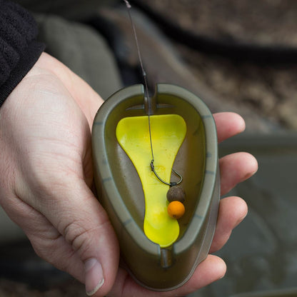 Avid Carp Method Feeders & Moulds