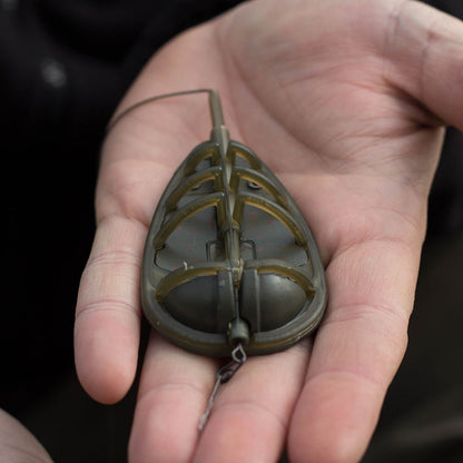 Avid Carp Method Feeders & Moulds