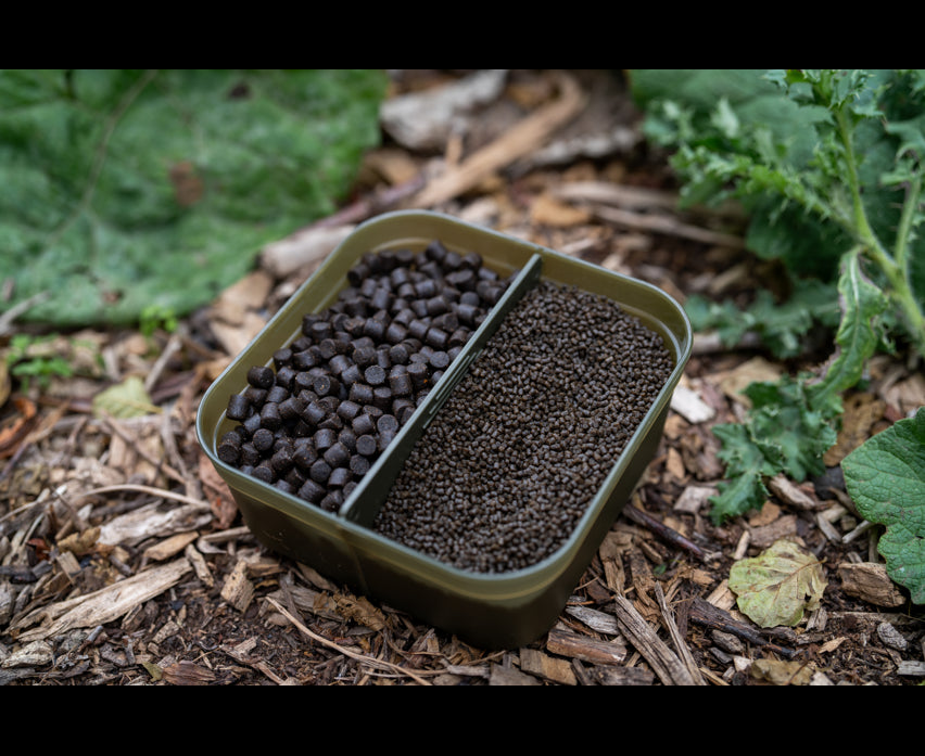 Korum Divided Bait Tub