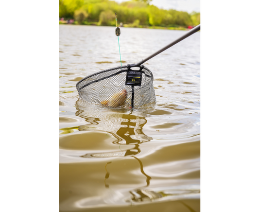 Preston Carbon F1 Latex Landing Net