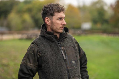 Nash ZT Sherpa Fleece Reversible Body Warmer