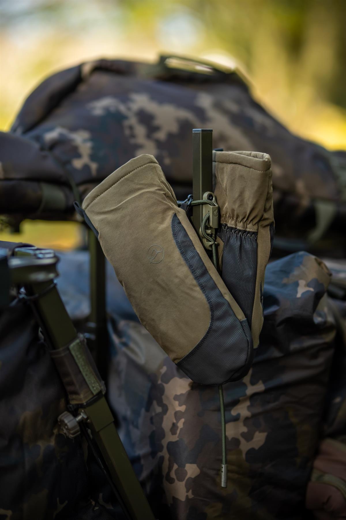 Korda Polar Mittens Dark Olive