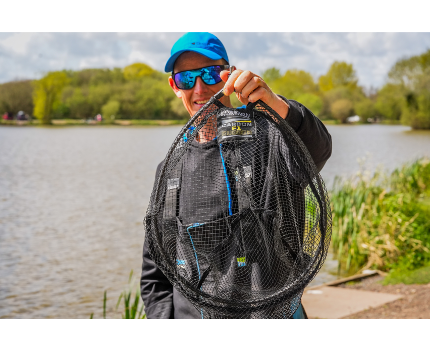 Preston Carbon F1 Latex Landing Net