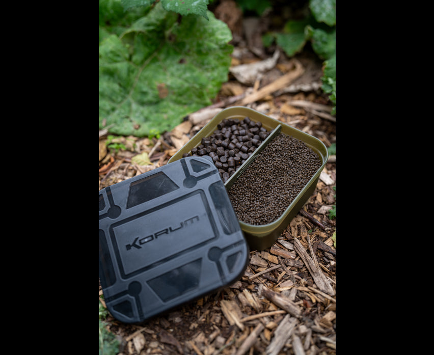 Korum Divided Bait Tub