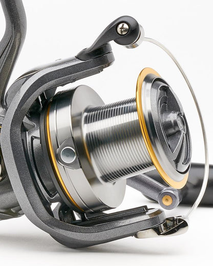 Daiwa Shorecast 5000B //