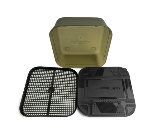 Korum Maggot Tub & Riddle - 2Pt 1.2L