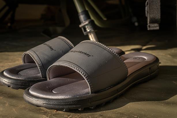RidgeMonkey APEarel Dropback Sliders Grey