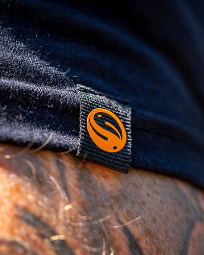 Guru Magnify Tee Black