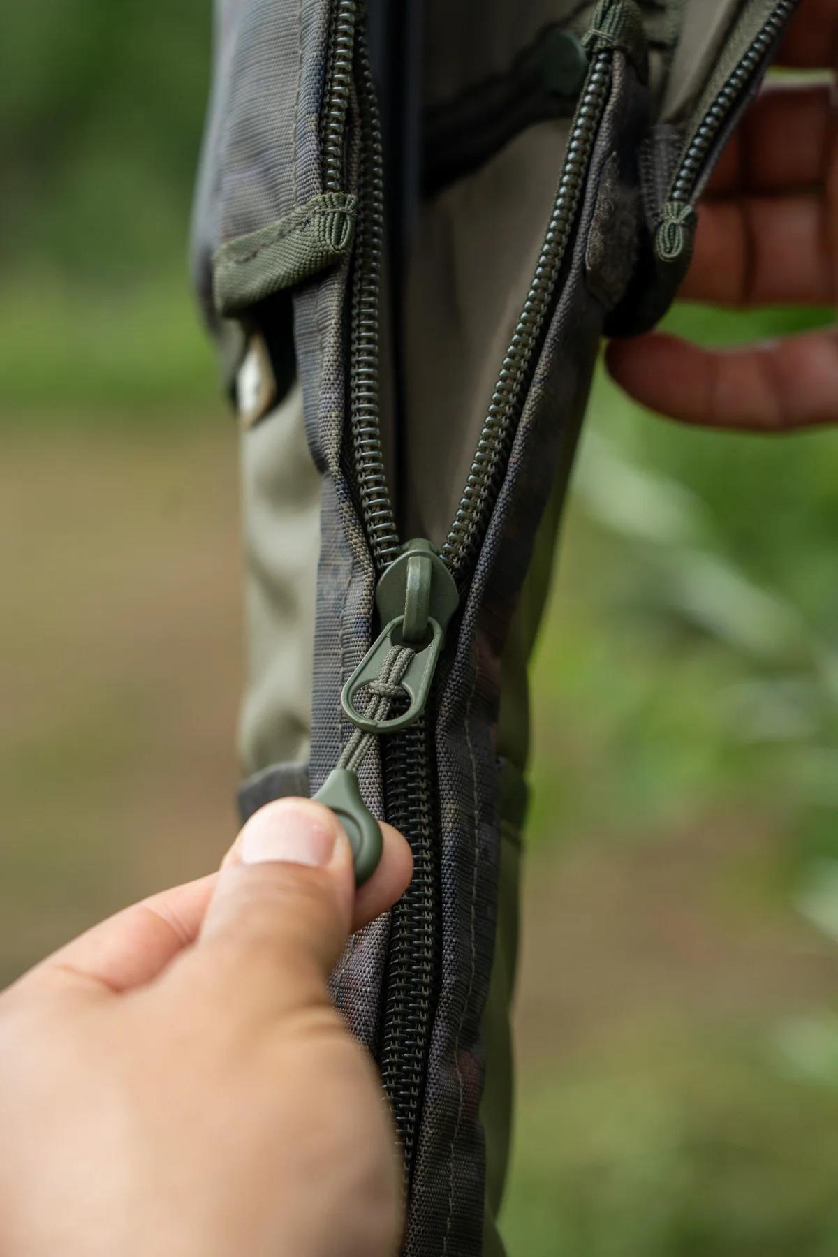 One More Cast Heist Extendable Single Sleeve