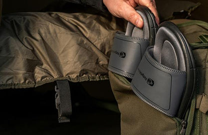 RidgeMonkey APEarel Dropback Sliders Grey