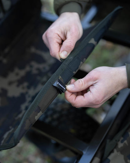 Carp Porter Small Base Board Dark Kamo