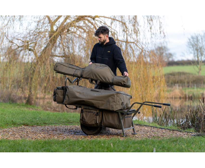Avid RVS 10ft Retractable 2-Rod Bag