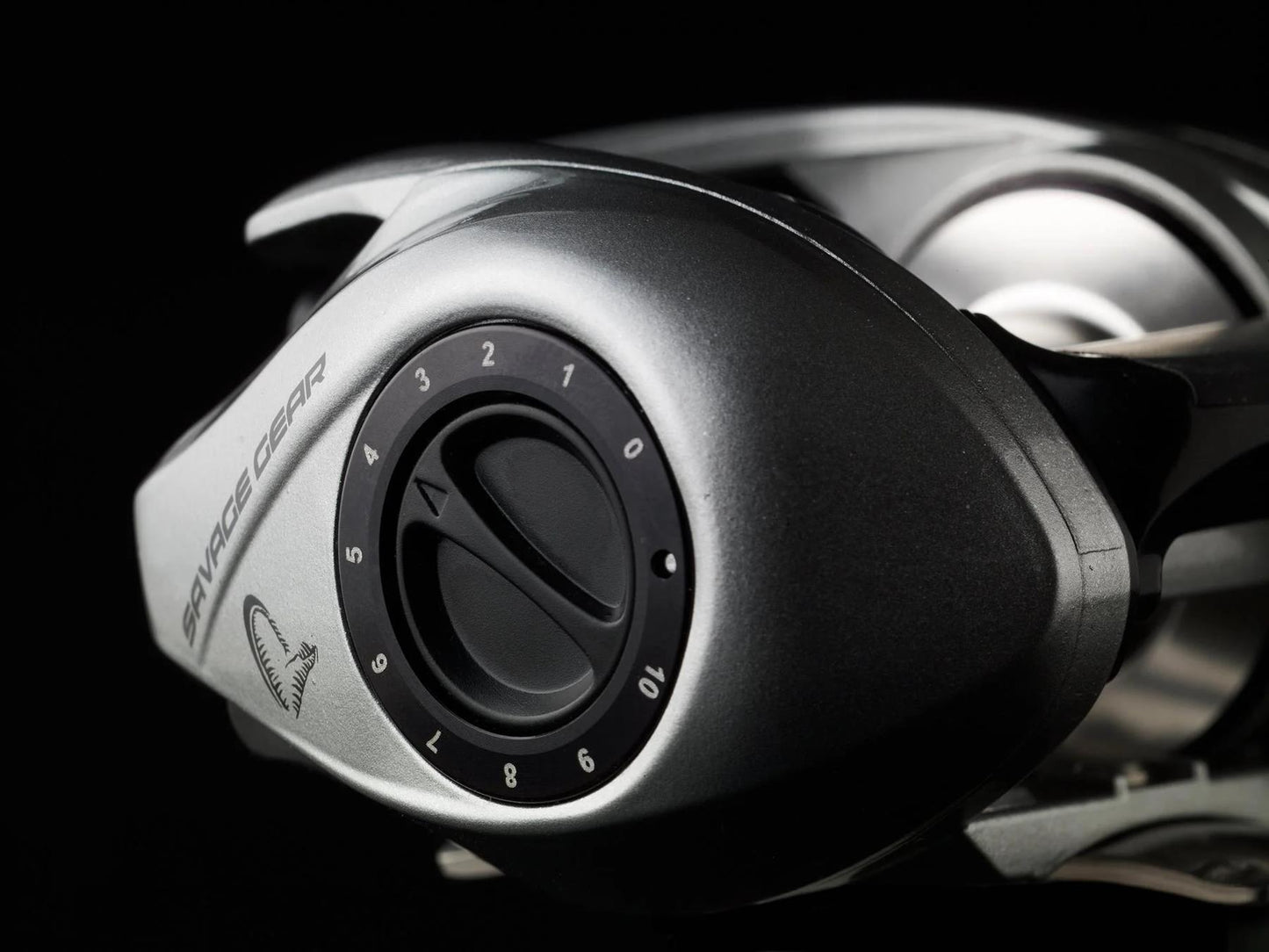 Savage Gear SG6 250 LH 8.1 Baitcast Reel