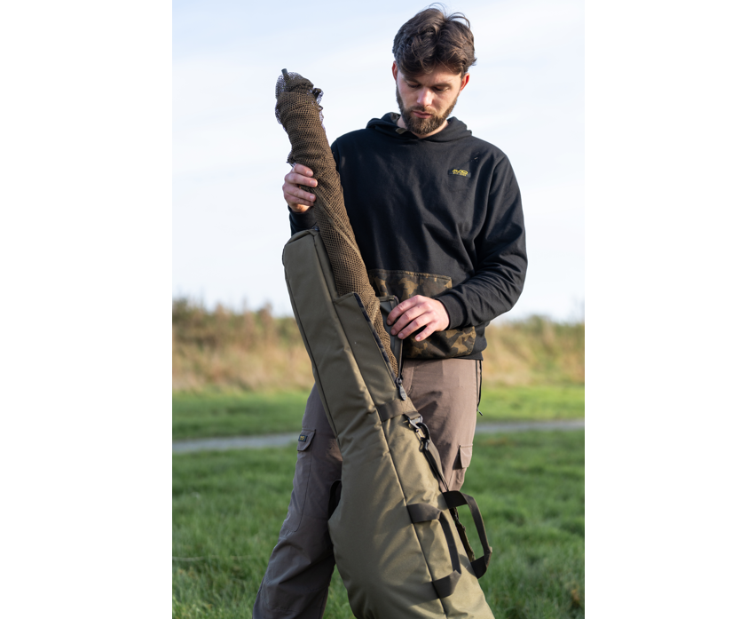 Avid RVS 10ft Retractable 2-Rod Bag