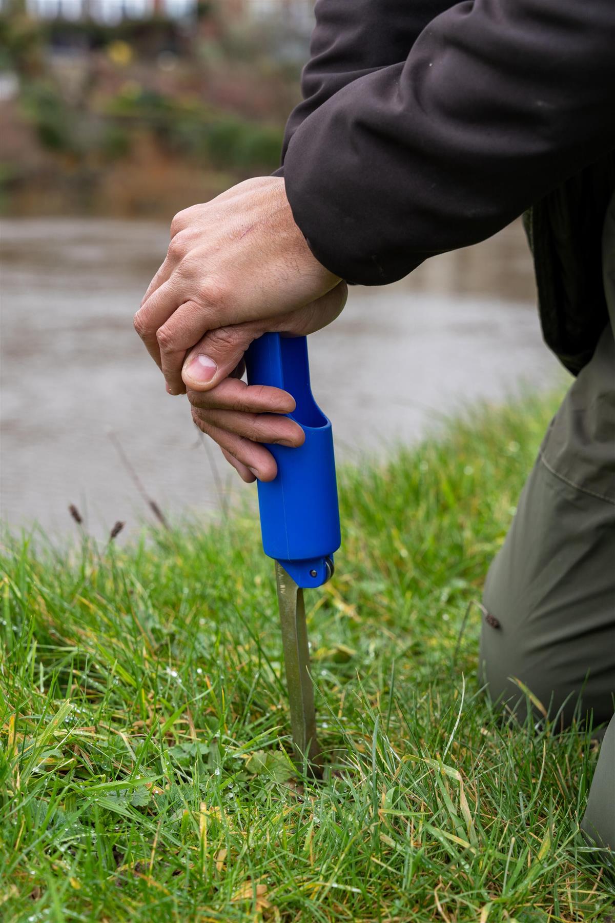 ZEBCO Folding Rod Holder