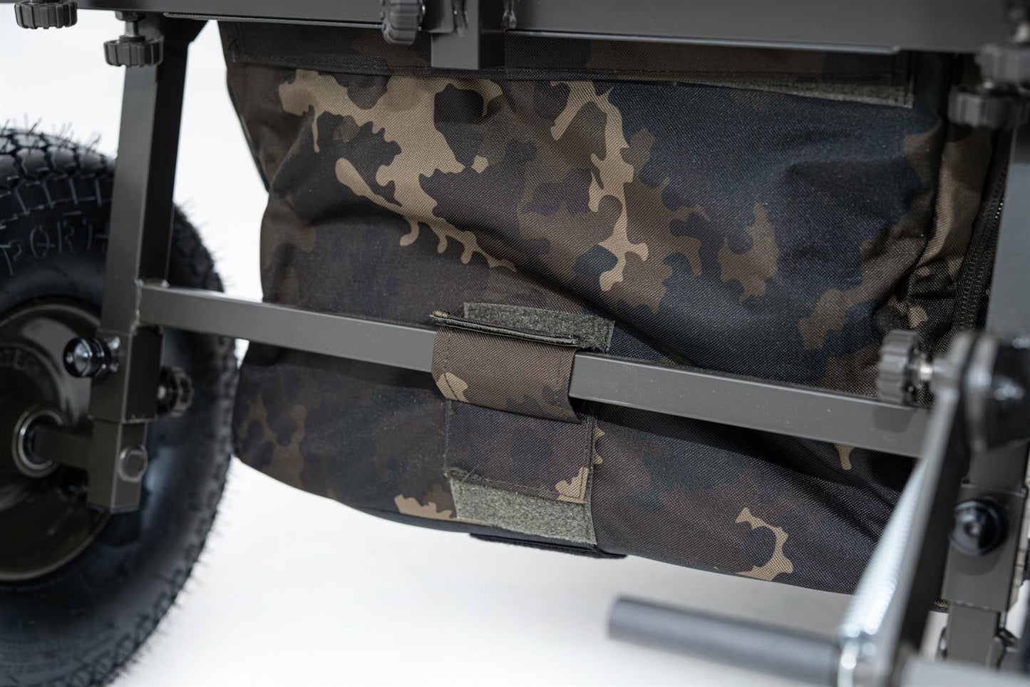 Carp Porter Trident Dark Kamo