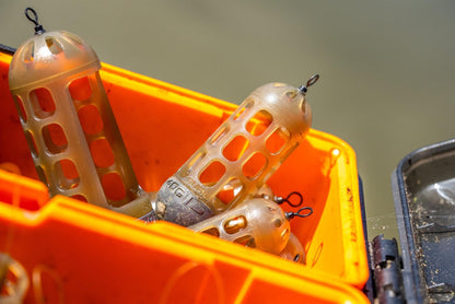 Guru Caged Window Feeder