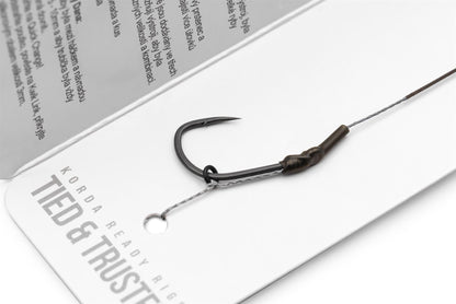 Korda DF Rig Wide Gape Barbed