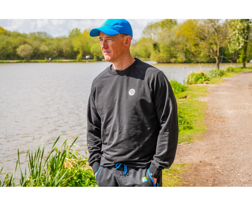 Preston Black Minimal Sweatshirt