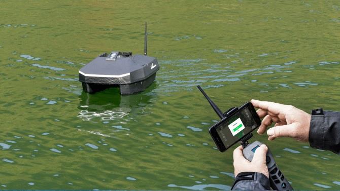 Rippton CatchX Black Samurai Bait Boat