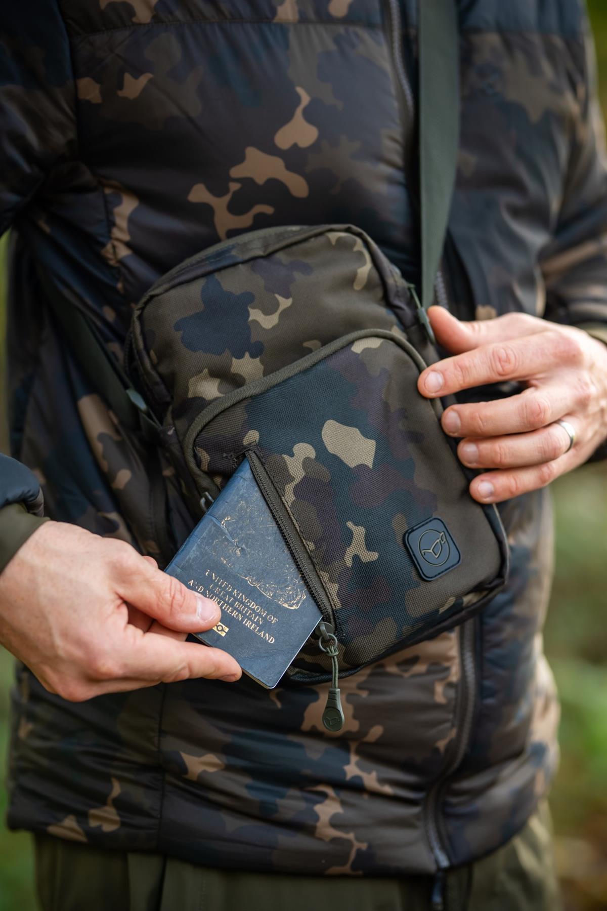 Korda Essentials Pouch Dark Kamo