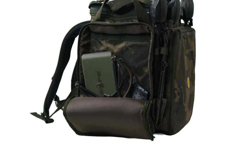 Solar Tackle Worldwide Rucksack 30L