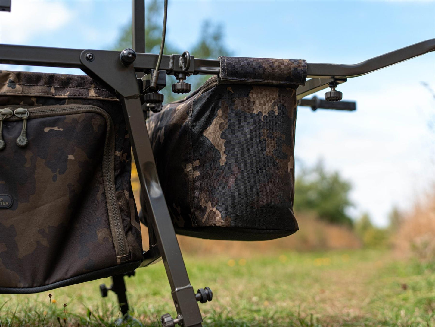 Carp Porter Barrow Tidy Bag Dark Kamo