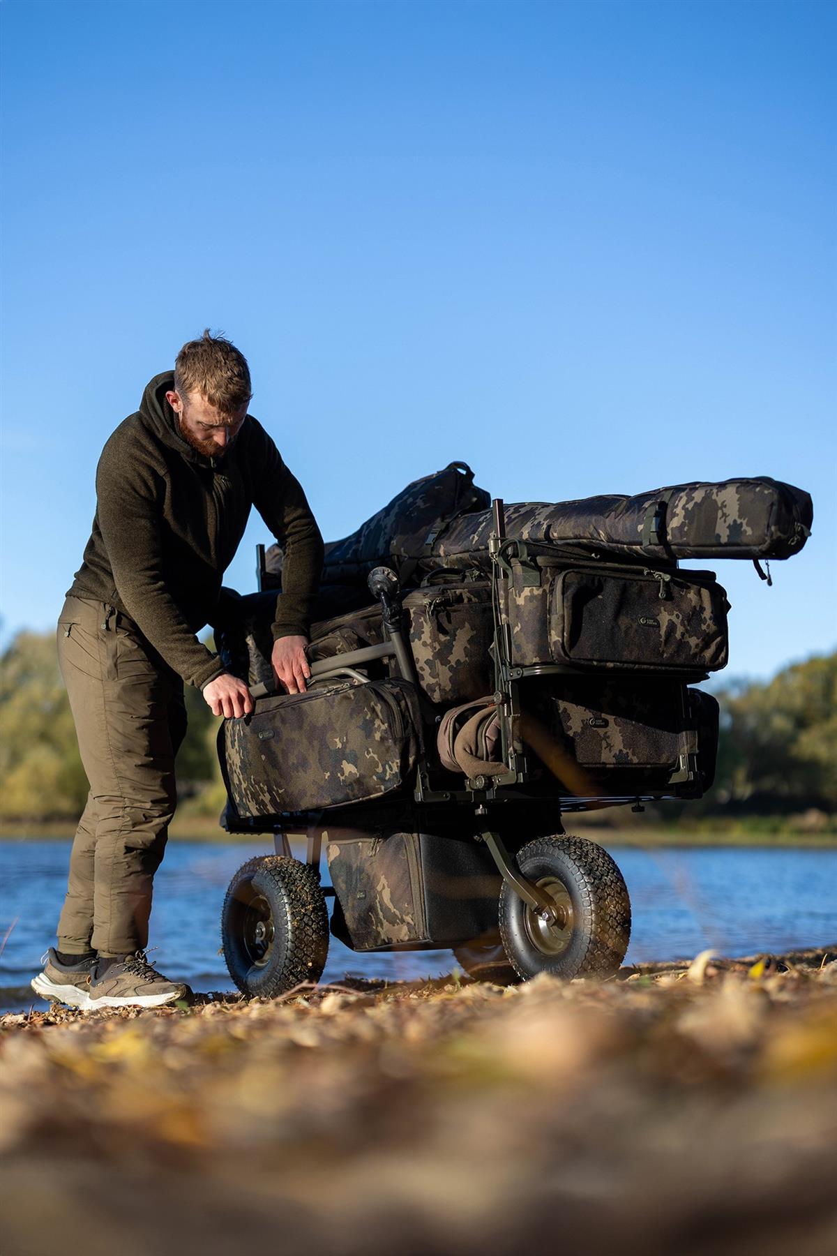 Carp Porter Trident Dark Kamo