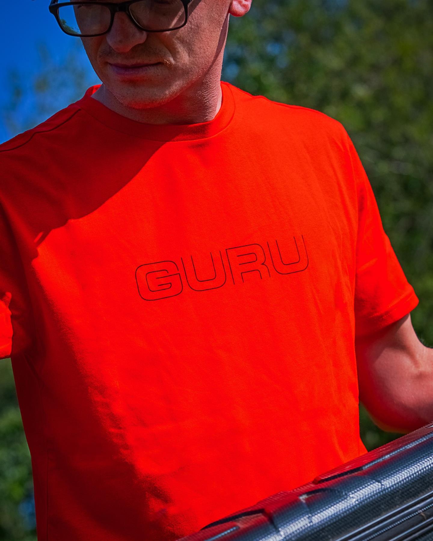 Guru Glitch Tee Red