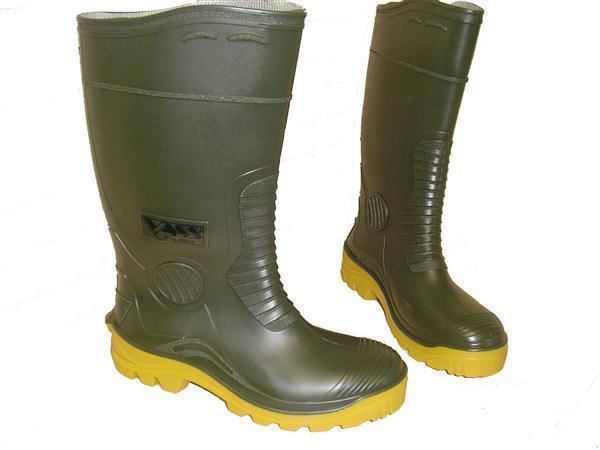 Vass Evo Boots Studded Size 8 (42)