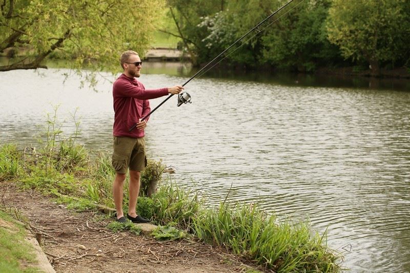 Korda LE Lightweight Hoody Burgundy